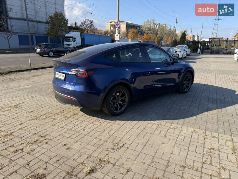Позашляховик / Кросовер Tesla Model Y 2024 в Дніпрі фото 10 Позашляховик / Кросовер Tesla Model Y 2024 в Дніпрі