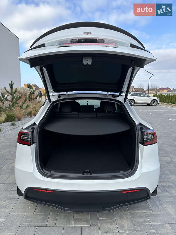 Внедорожник / Кроссовер Tesla Model Y 2023 в Луцке фото 8 Внедорожник / Кроссовер Tesla Model Y 2023 в Луцке