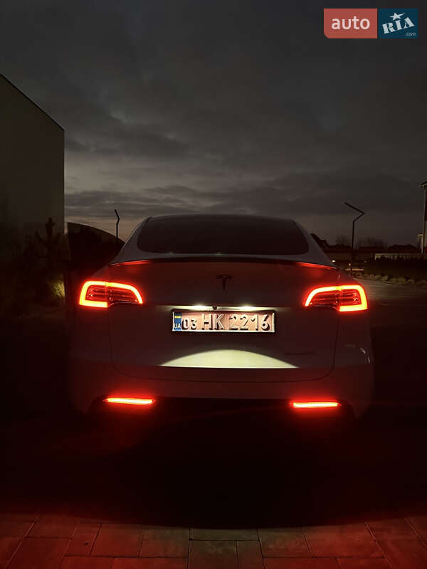 Внедорожник / Кроссовер Tesla Model Y 2023 в Луцке фото 31 Внедорожник / Кроссовер Tesla Model Y 2023 в Луцке