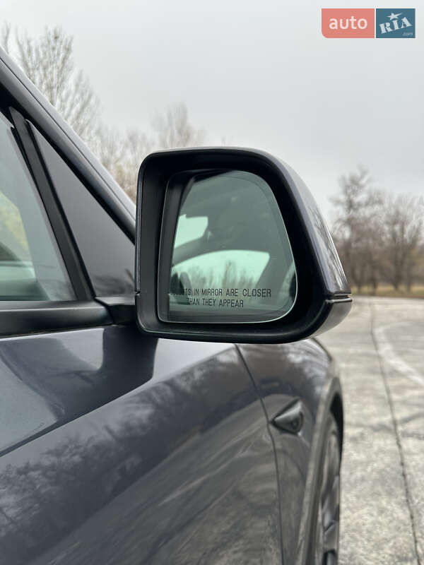 Внедорожник / Кроссовер Tesla Model Y 2021 в Харькове