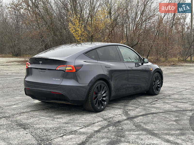 Внедорожник / Кроссовер Tesla Model Y 2021 в Харькове