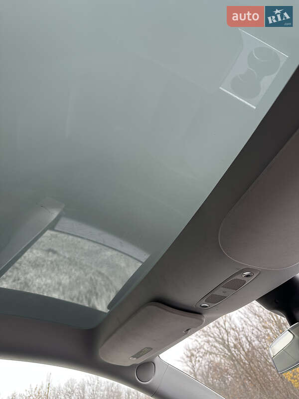 Внедорожник / Кроссовер Tesla Model Y 2021 в Харькове