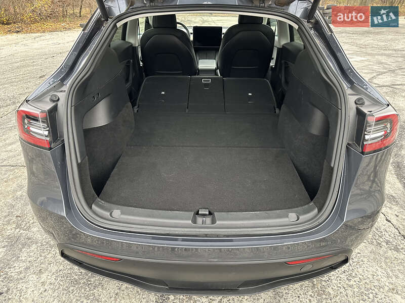 Внедорожник / Кроссовер Tesla Model Y 2021 в Харькове