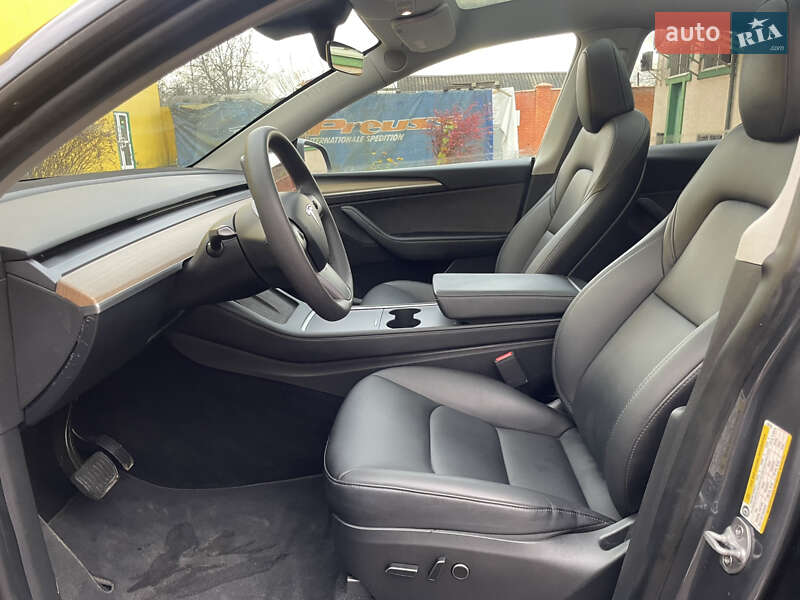 Позашляховик / Кросовер Tesla Model Y 2023 в Стрию фото 58 Позашляховик / Кросовер Tesla Model Y 2023 в Стрию