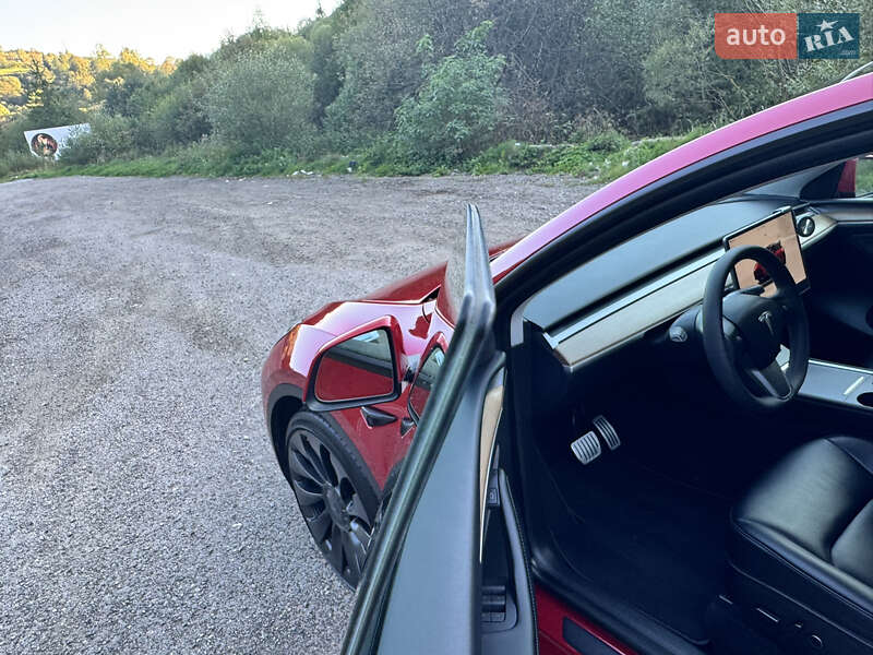 Позашляховик / Кросовер Tesla Model Y 2022 в Львові фото 43 Позашляховик / Кросовер Tesla Model Y 2022 в Львові