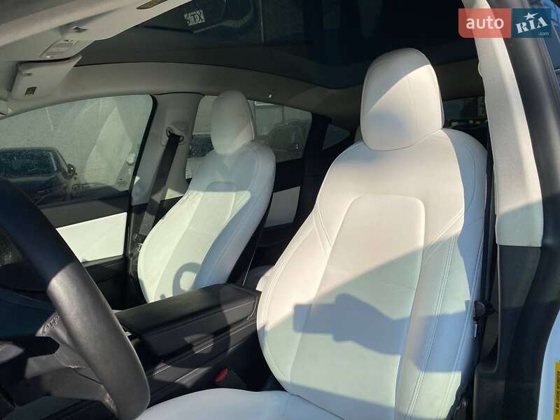 Позашляховик / Кросовер Tesla Model Y 2021 в Львові фото 17 Позашляховик / Кросовер Tesla Model Y 2021 в Львові
