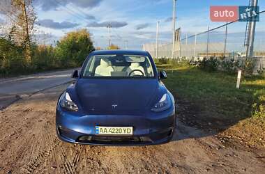 Внедорожник / Кроссовер Tesla Model Y 2022 в Киеве