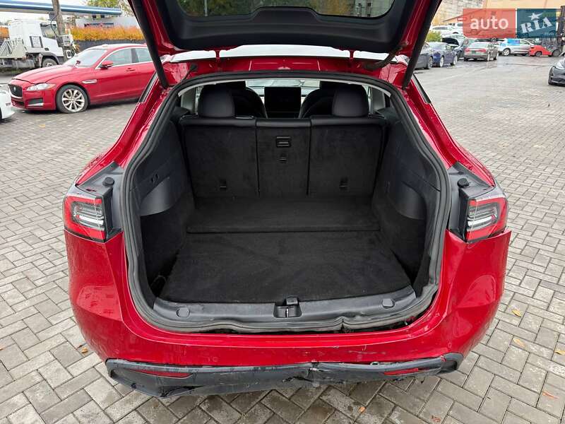 Позашляховик / Кросовер Tesla Model Y 2020 в Луцьку