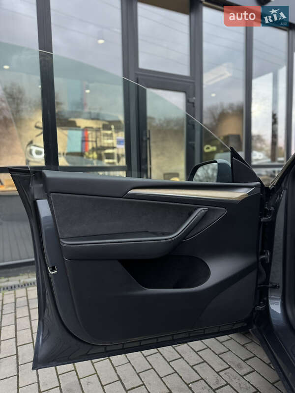 Внедорожник / Кроссовер Tesla Model Y 2023 в Львове фото 9 Внедорожник / Кроссовер Tesla Model Y 2023 в Львове