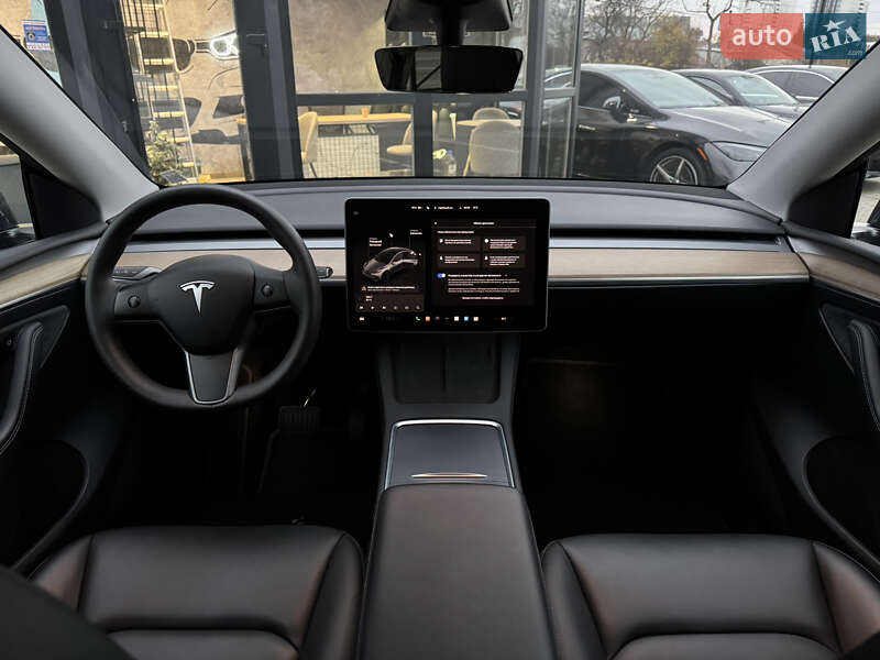 Внедорожник / Кроссовер Tesla Model Y 2023 в Львове фото 16 Внедорожник / Кроссовер Tesla Model Y 2023 в Львове