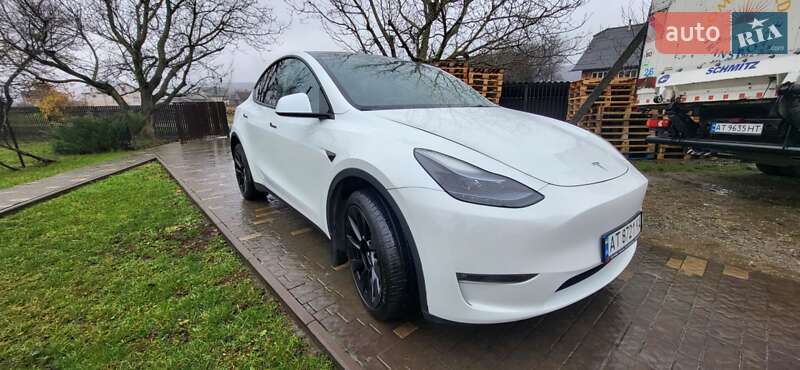 Позашляховик / Кросовер Tesla Model Y 2023 в Івано-Франківську фото 12 Позашляховик / Кросовер Tesla Model Y 2023 в Івано-Франківську