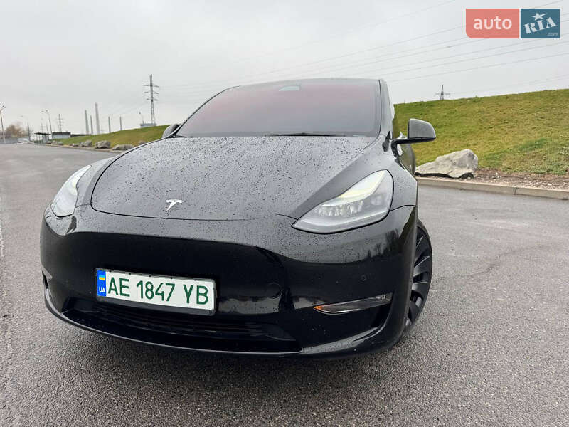 Позашляховик / Кросовер Tesla Model Y 2022 в Дніпрі
