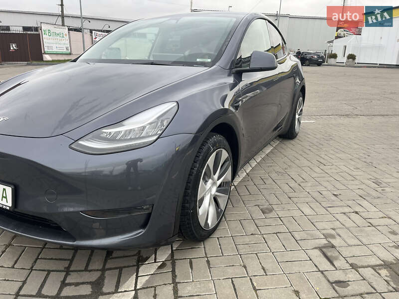 Tesla Model Y 2023 Tesla Model Y 2023