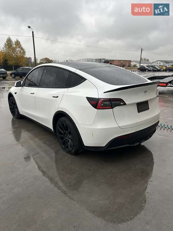 Tesla Model Y 2021 Tesla Model Y 2021