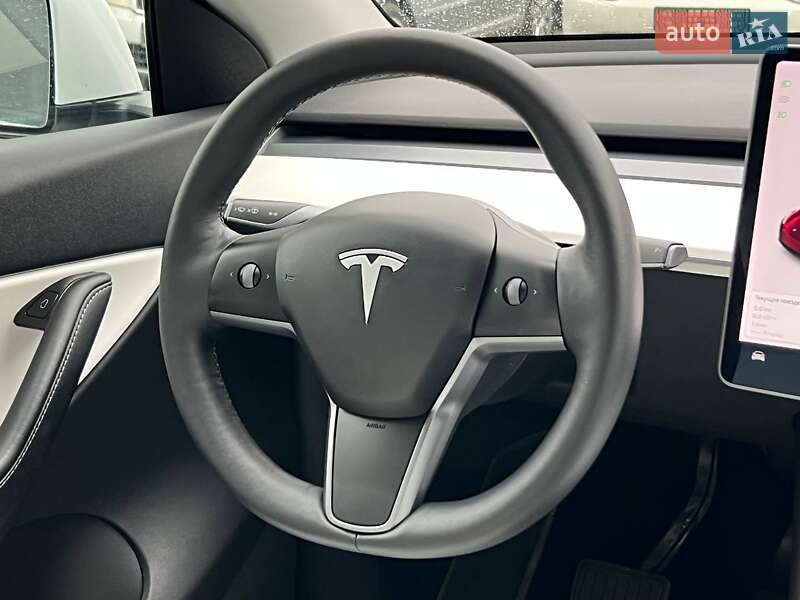 Позашляховик / Кросовер Tesla Model Y 2021 в Івано-Франківську фото 16 Позашляховик / Кросовер Tesla Model Y 2021 в Івано-Франківську