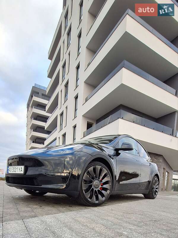 Tesla Model Y 2023 Tesla Model Y 2023