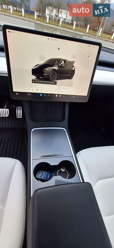 Внедорожник / Кроссовер Tesla Model Y 2023 в Хусте