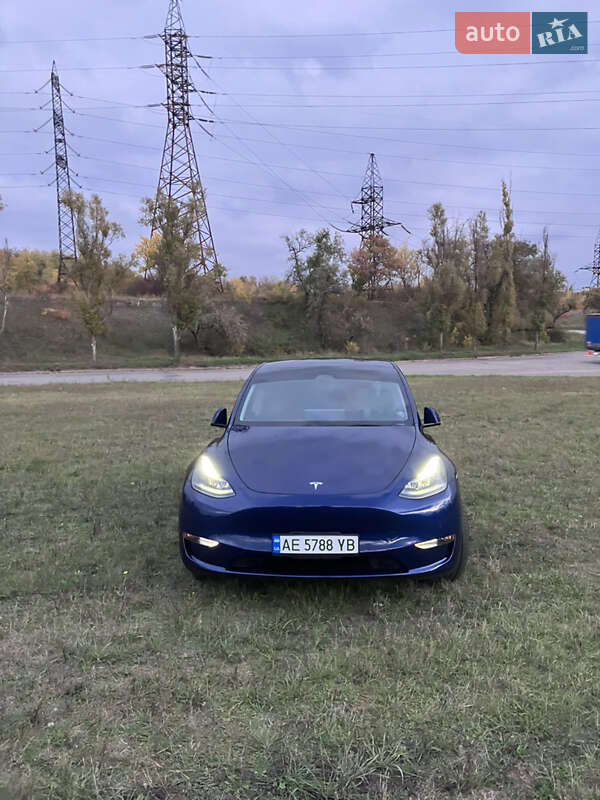 Позашляховик / Кросовер Tesla Model Y 2023 в Кривому Розі