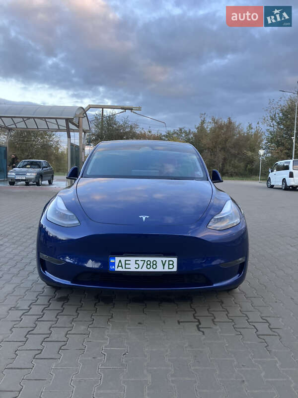Позашляховик / Кросовер Tesla Model Y 2023 в Кривому Розі