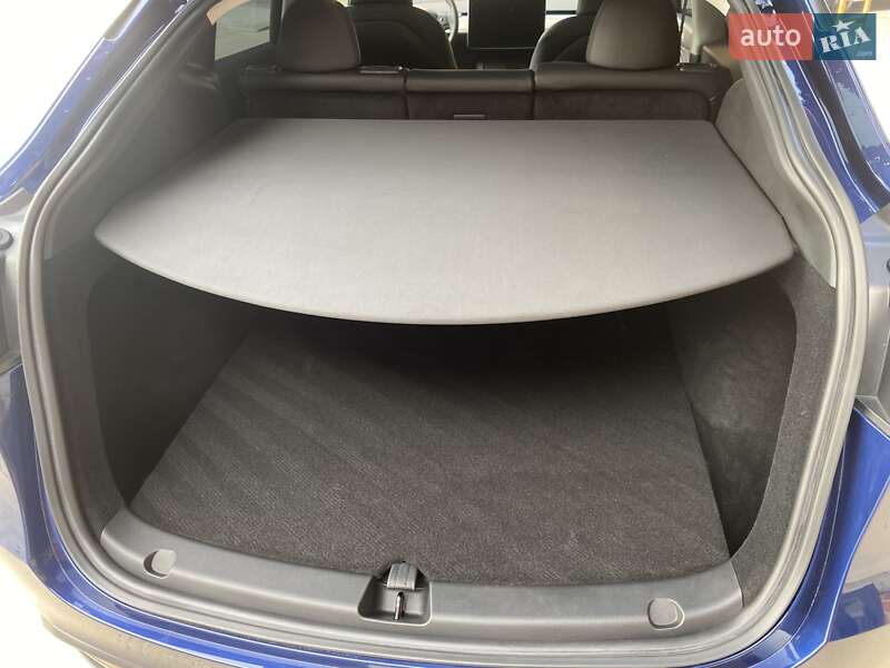 Внедорожник / Кроссовер Tesla Model Y 2023 в Луцке фото 24 Внедорожник / Кроссовер Tesla Model Y 2023 в Луцке