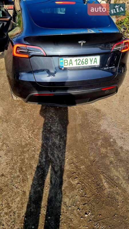 Внедорожник / Кроссовер Tesla Model Y 2024 в Гайвороне фото 13 Внедорожник / Кроссовер Tesla Model Y 2024 в Гайвороне