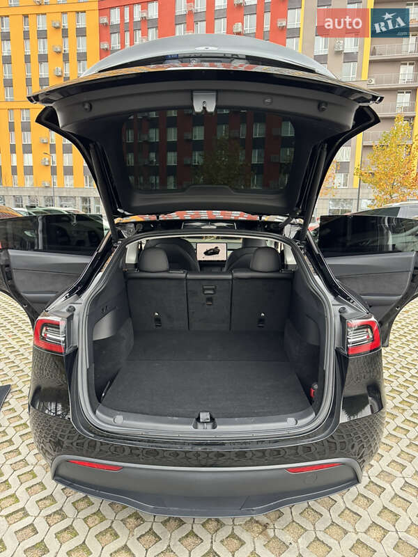Внедорожник / Кроссовер Tesla Model Y 2022 в Киеве фото 8 Внедорожник / Кроссовер Tesla Model Y 2022 в Киеве