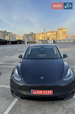 Внедорожник / Кроссовер Tesla Model Y 2024 в Киеве