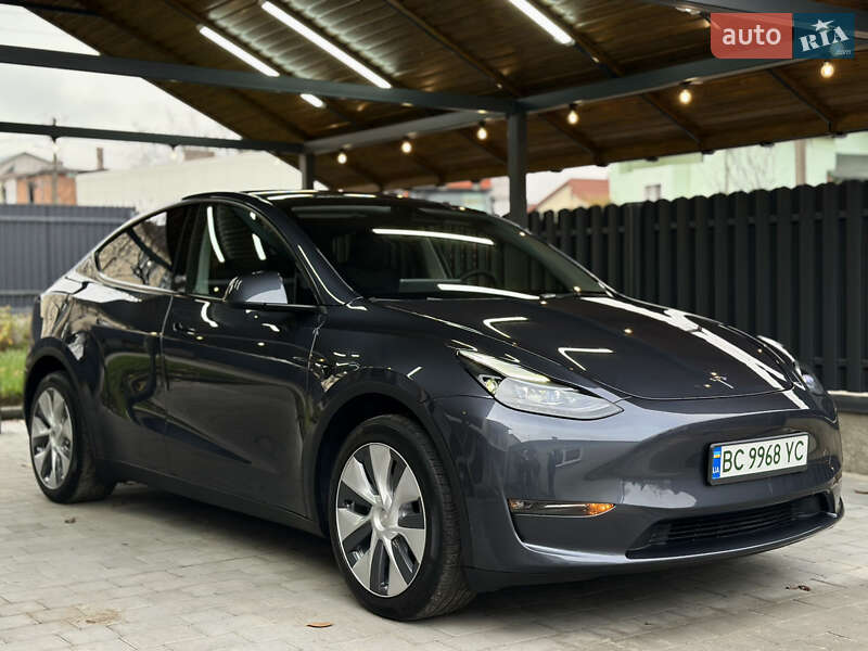 Tesla Model Y 2023 Tesla Model Y 2023