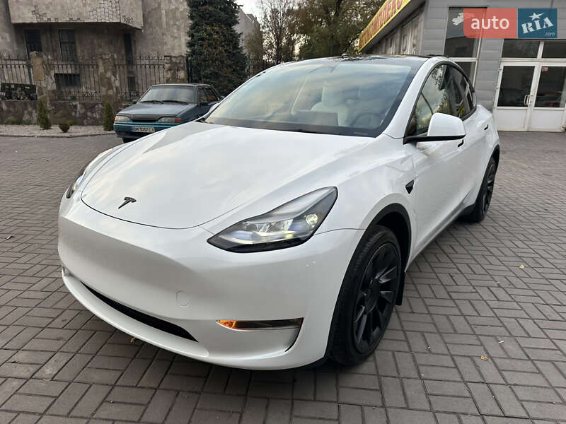Внедорожник / Кроссовер Tesla Model Y 2023 в Днепре фото 12 Внедорожник / Кроссовер Tesla Model Y 2023 в Днепре