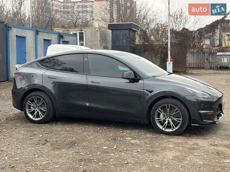 Внедорожник / Кроссовер Tesla Model Y 2024 в Киеве фото 6 Внедорожник / Кроссовер Tesla Model Y 2024 в Киеве