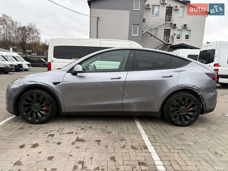 Внедорожник / Кроссовер Tesla Model Y 2024 в Ровно фото 4 Внедорожник / Кроссовер Tesla Model Y 2024 в Ровно