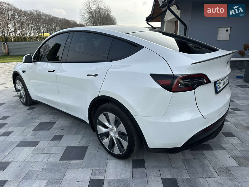 Внедорожник / Кроссовер Tesla Model Y 2023 в Тернополе