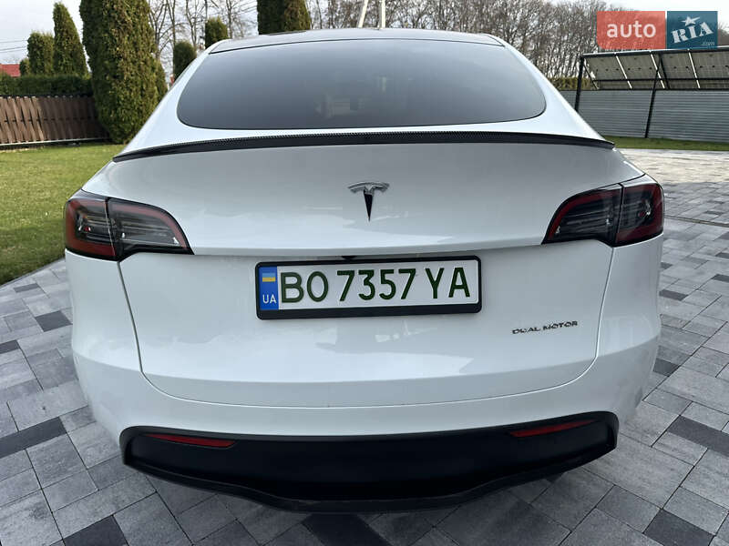 Внедорожник / Кроссовер Tesla Model Y 2023 в Тернополе