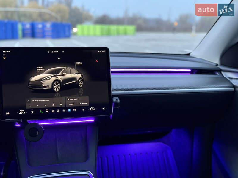 Внедорожник / Кроссовер Tesla Model Y 2023 в Каменец-Подольском