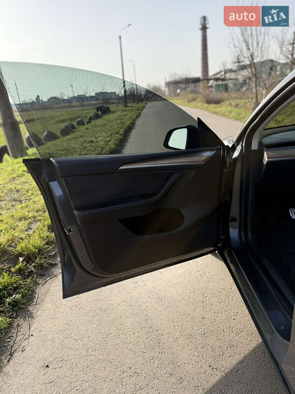 Позашляховик / Кросовер Tesla Model Y 2022 в Івано-Франківську фото 22 Позашляховик / Кросовер Tesla Model Y 2022 в Івано-Франківську