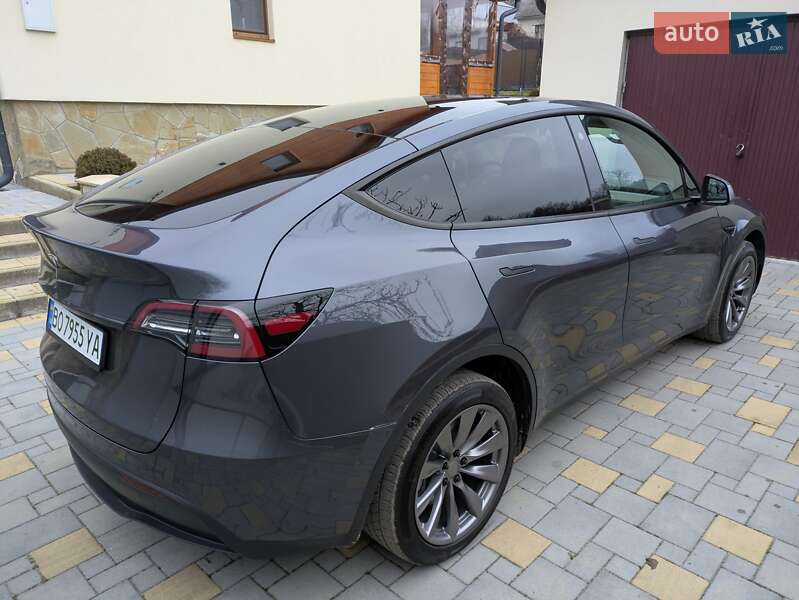Позашляховик / Кросовер Tesla Model Y 2022 в Тернополі фото 5 Позашляховик / Кросовер Tesla Model Y 2022 в Тернополі