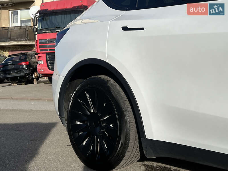 Позашляховик / Кросовер Tesla Model Y 2022 в Самборі