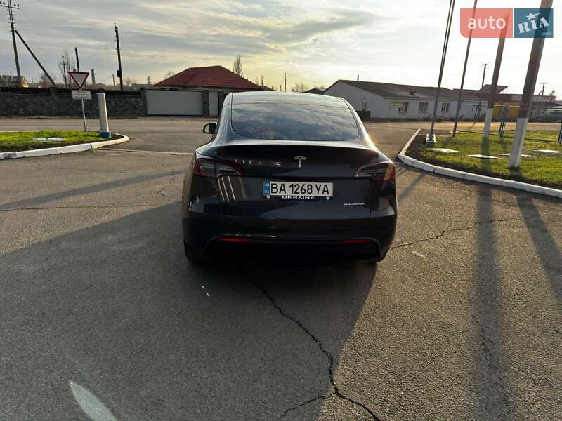 Внедорожник / Кроссовер Tesla Model Y 2024 в Гайвороне фото 19 Внедорожник / Кроссовер Tesla Model Y 2024 в Гайвороне