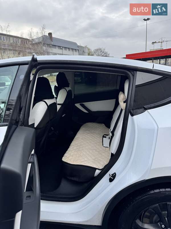 Внедорожник / Кроссовер Tesla Model Y 2021 в Львове фото 7 Внедорожник / Кроссовер Tesla Model Y 2021 в Львове