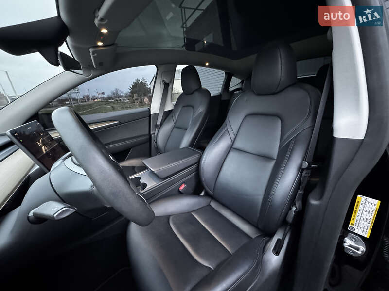 Позашляховик / Кросовер Tesla Model Y 2023 в Києві