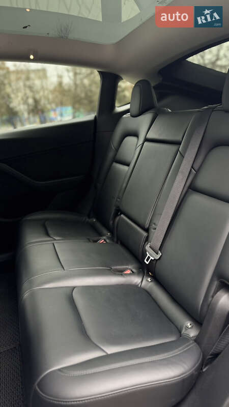 Позашляховик / Кросовер Tesla Model Y 2022 в Миколаєві