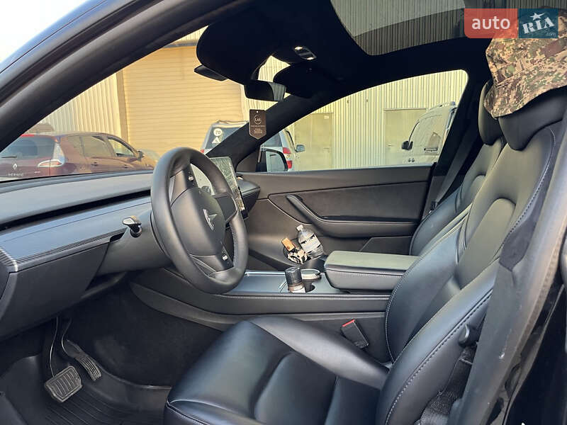 Позашляховик / Кросовер Tesla Model Y 2022 в Дніпрі