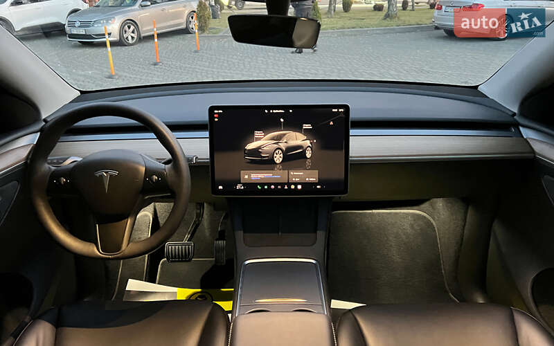 Внедорожник / Кроссовер Tesla Model Y 2024 в Львове