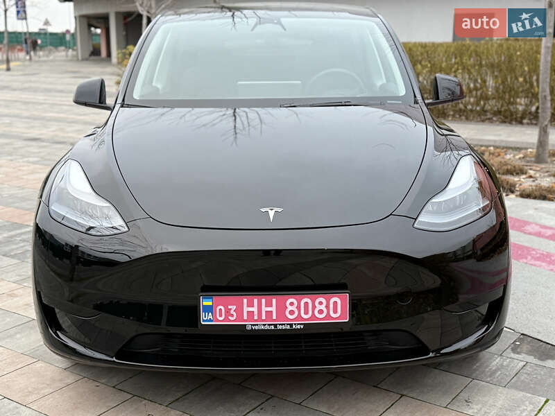 Внедорожник / Кроссовер Tesla Model Y 2024 в Киеве