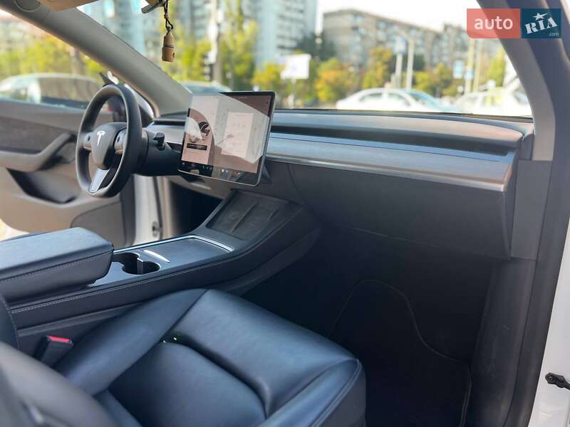 Позашляховик / Кросовер Tesla Model Y 2022 в Одесі