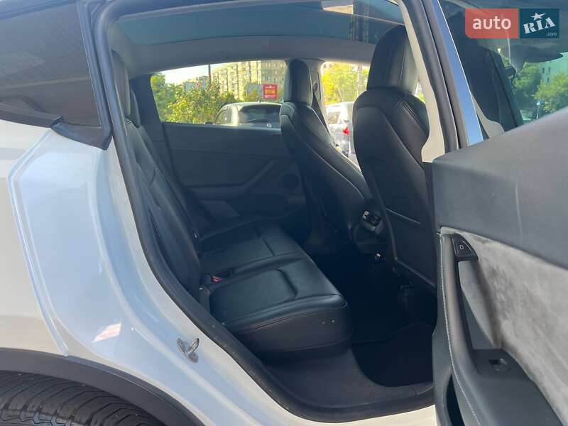 Позашляховик / Кросовер Tesla Model Y 2022 в Одесі