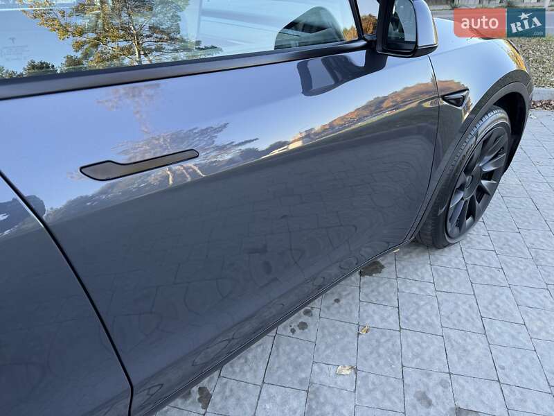 Внедорожник / Кроссовер Tesla Model Y 2022 в Львове