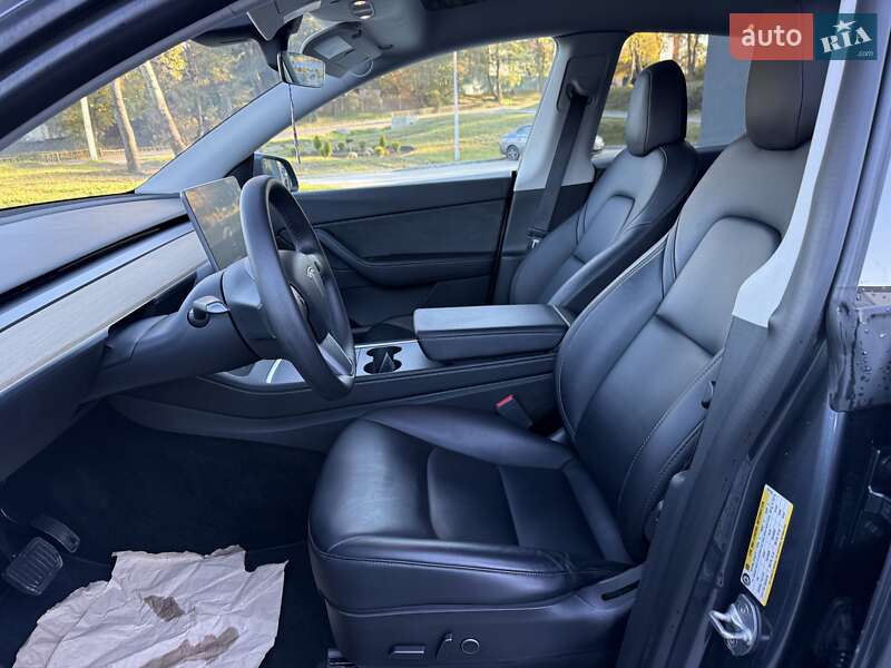 Внедорожник / Кроссовер Tesla Model Y 2022 в Львове