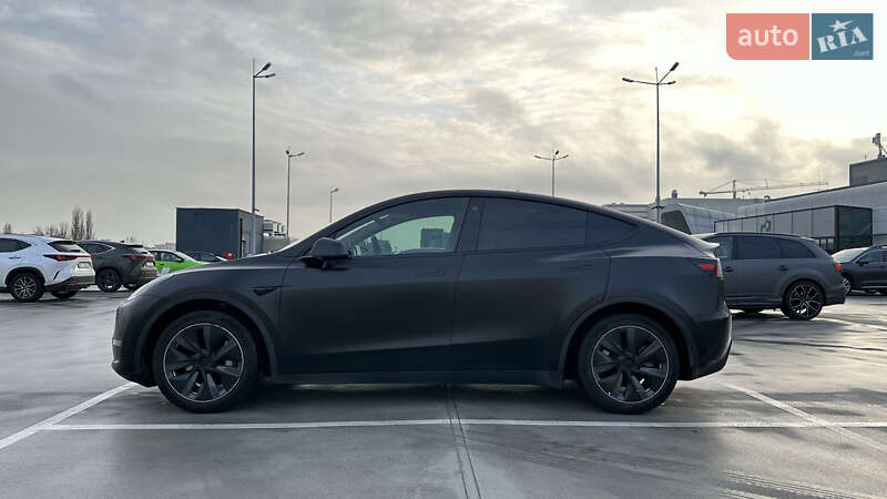 Позашляховик / Кросовер Tesla Model Y 2021 в Львові