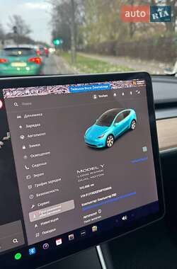 Внедорожник / Кроссовер Tesla Model Y 2021 в Львове